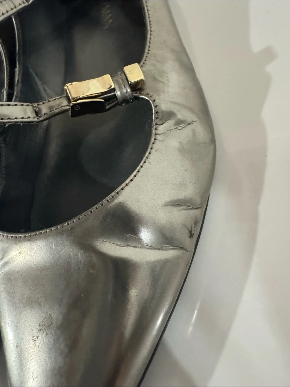 Stuart Weitzman Flippy Metallic Silver Pointed-Toe Double-Strap Flats Size 10